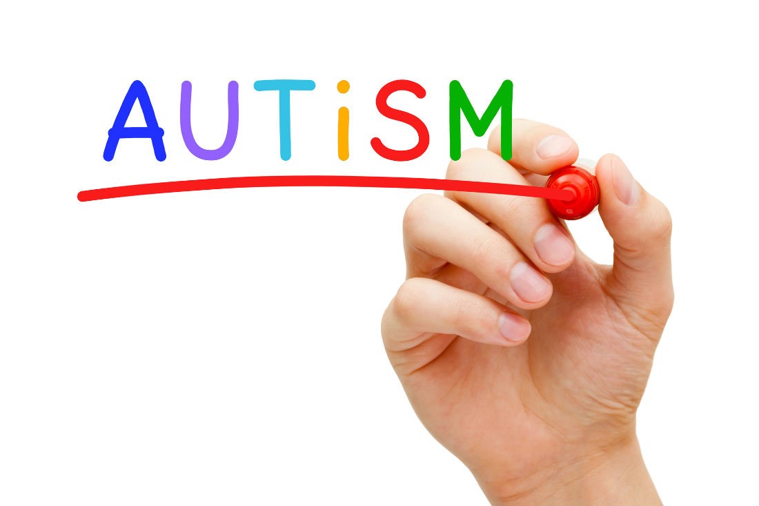 Аутизм: причины, признаки и методы лечения