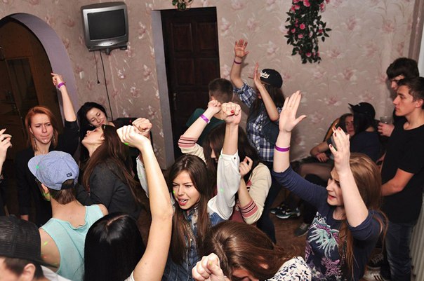 Танцы и отдых на вписке